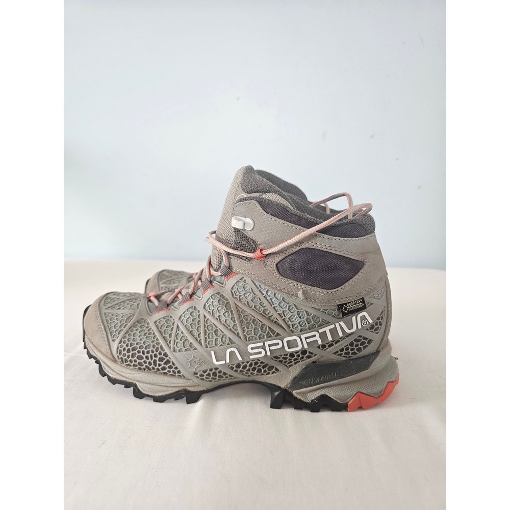 Gorpcore La Sportiva Core High GTX Hiking Boots Womens 7 Grey Coral Waterproof